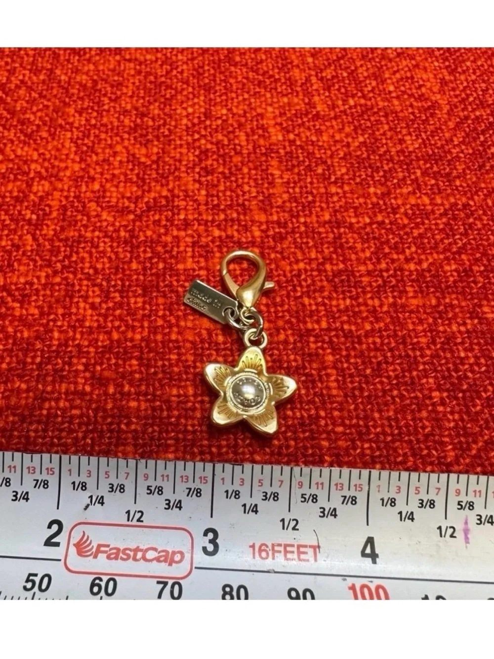 ❤️❤️❤️Coach micro floral charm/silver&gold tone hardware/like new❤️❤️
